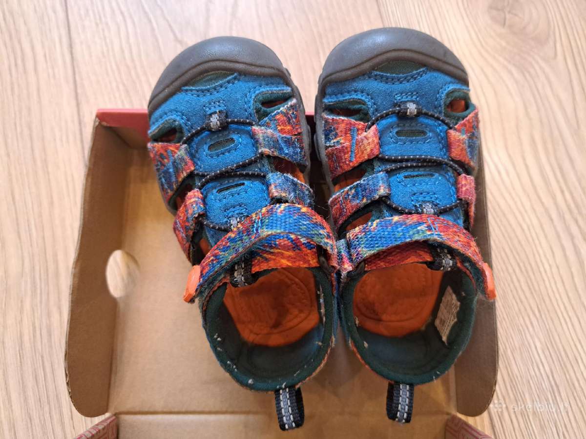 Keen sandaliukai 22 dydis