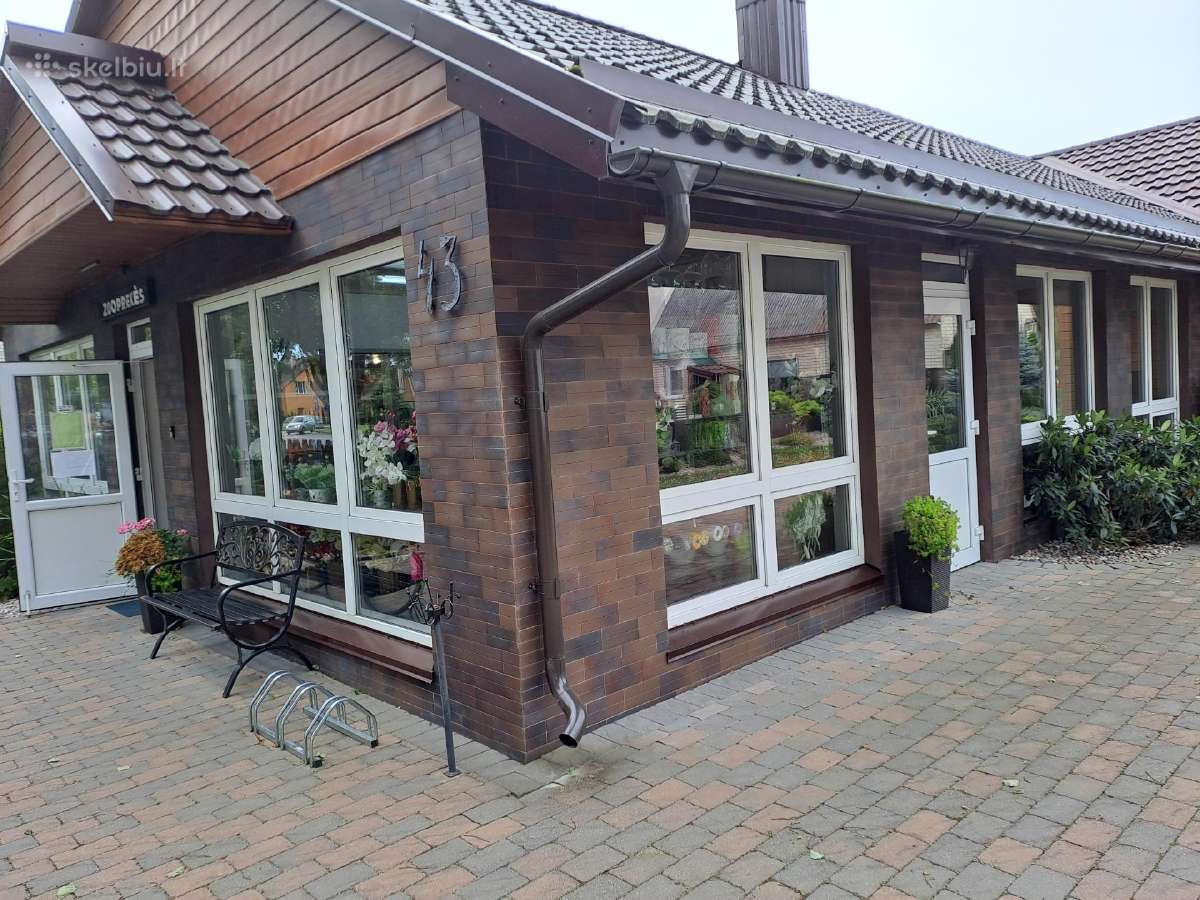 Veikianti zooprekiu parduotuvė su gyvenamu namu - nuotraukos Nr. 6