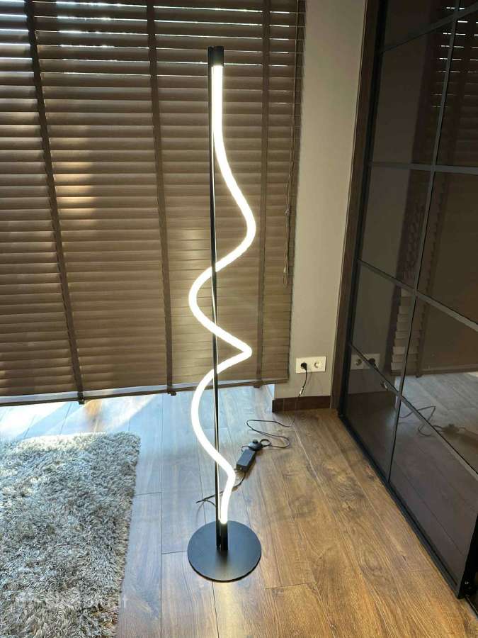 Parduodamas LED toršeras, 30w