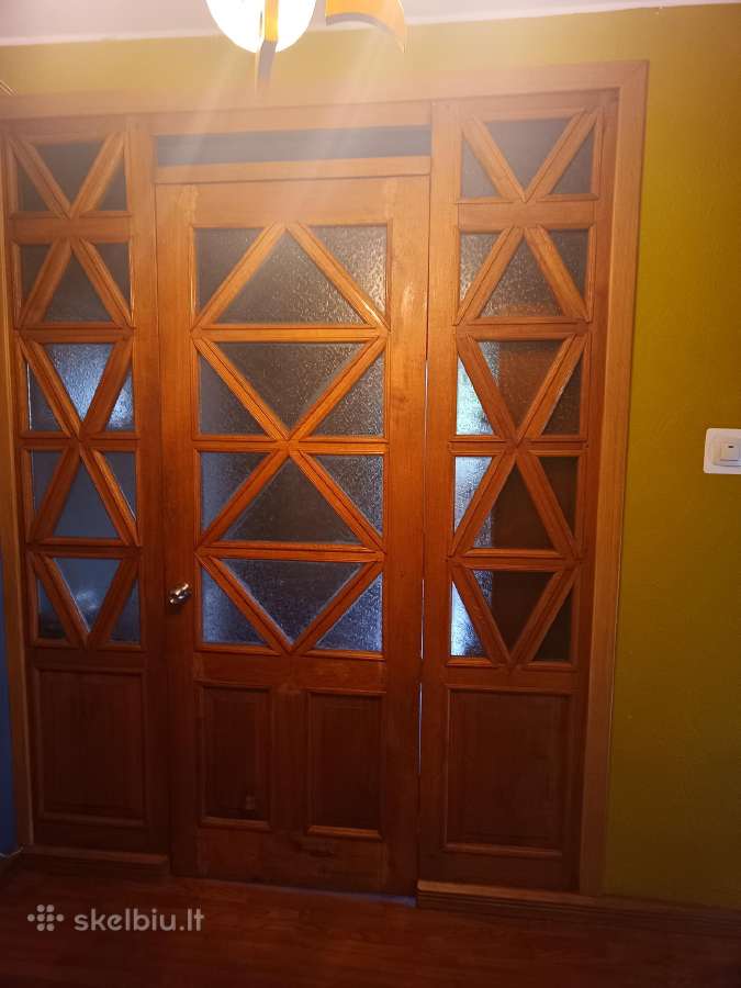 Ąžuolo masyvo klasikinio stiliaus vidaus durys