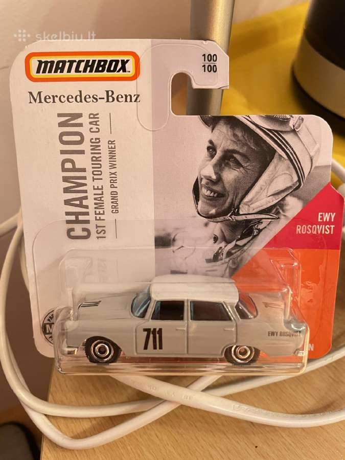 Matchbox modeliukas ‘62 Mercedes-benz 220 Se Sedan