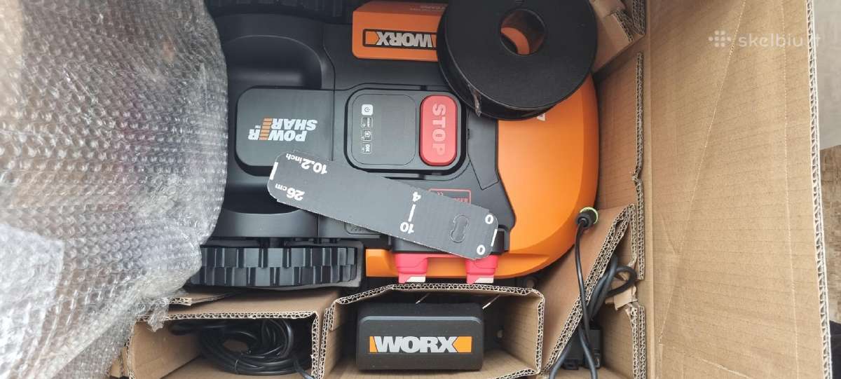 Vejos robotas Landroid M300 Wr130e Worx