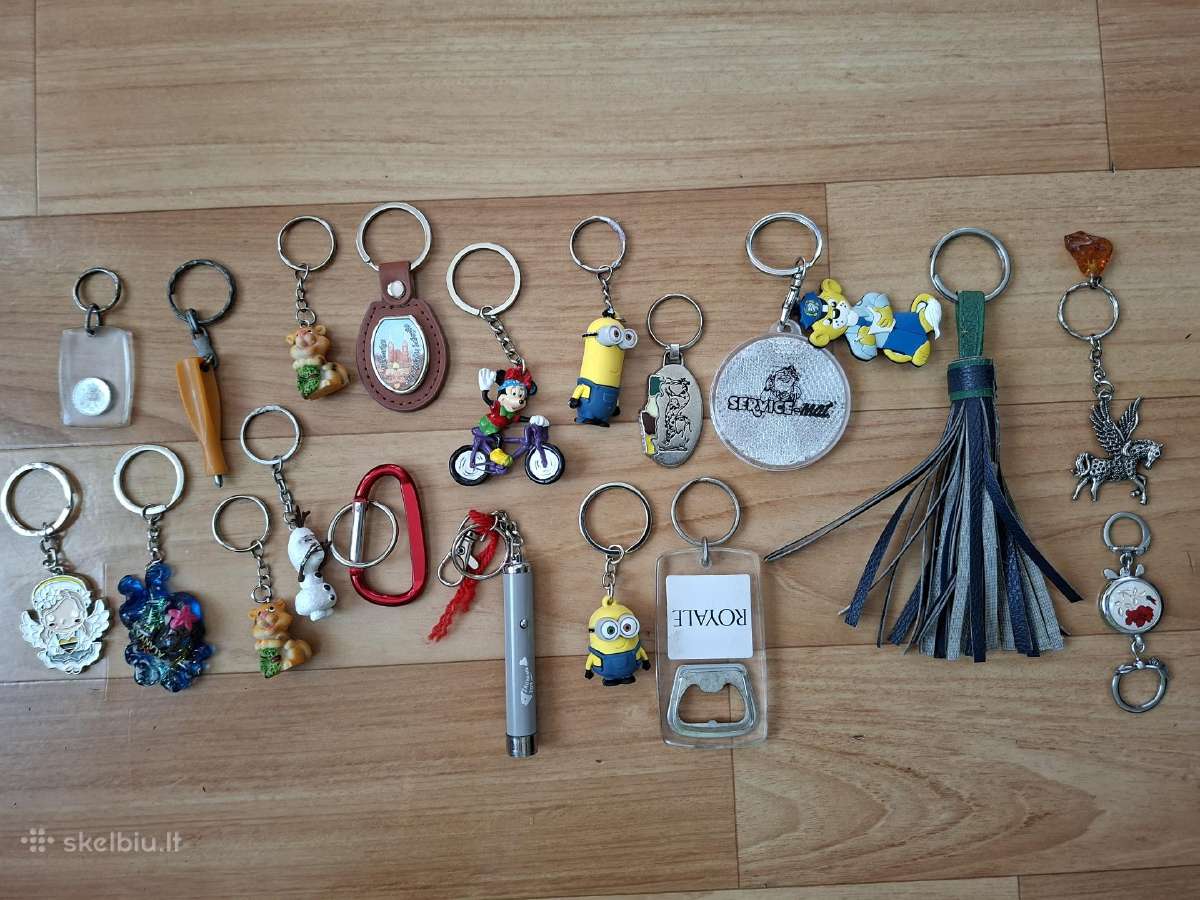 Kolekcija pakabukų-17eur.