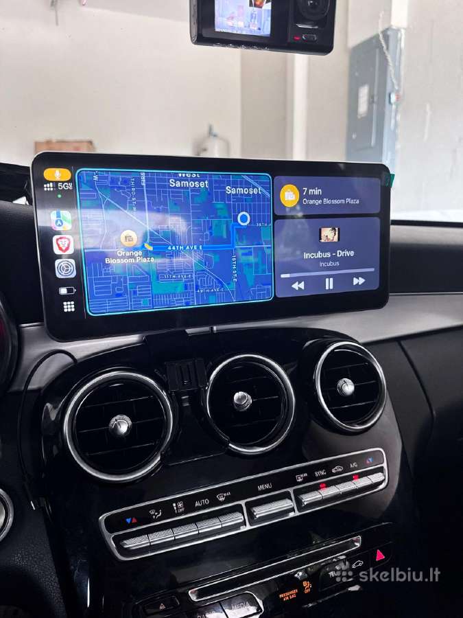 Mercedes W205 Glc Multimedia / Multimedijos