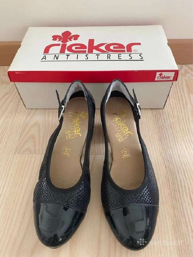 Patogūs tamsiai mėlyni lakuoti Rieker bateliai, 38