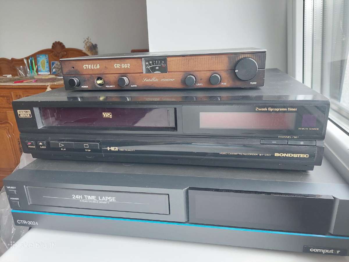 Video kasečių grotuvai ir satelitinės TV recyveris