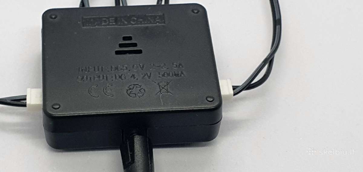 Usb Lipo kroviklis su 4 išėjimais 3,7 V baterijom - nuotraukos Nr. 3