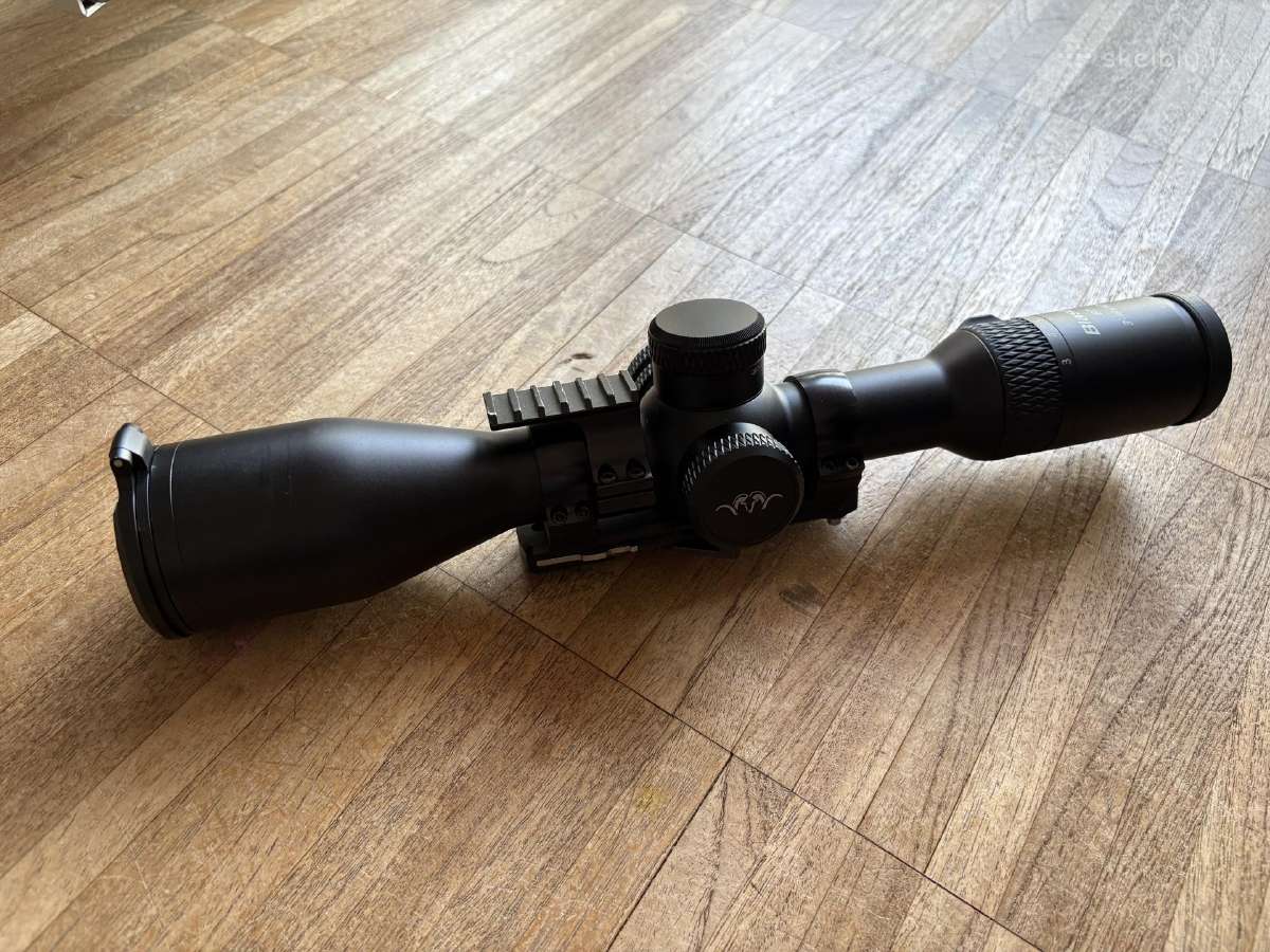 Parduodu Blaser B2 3-18x50 Ic Qdc+