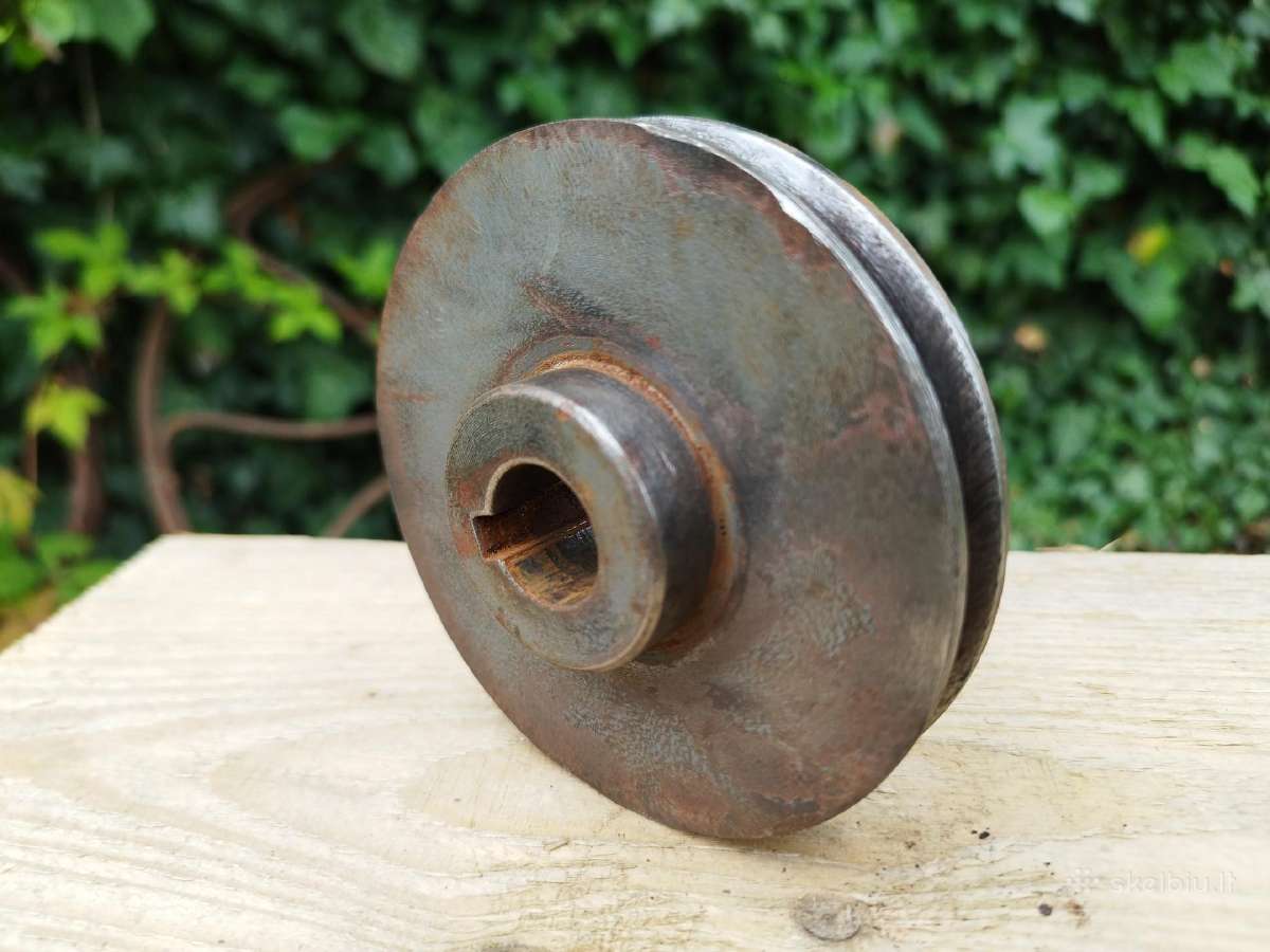 Metalinis skriemulys škivas variklio ašies 10cm