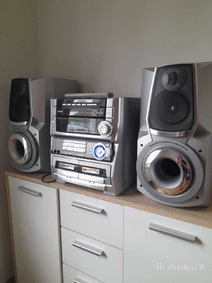 Parduodamas muzikinis centras Aiwa Z L700