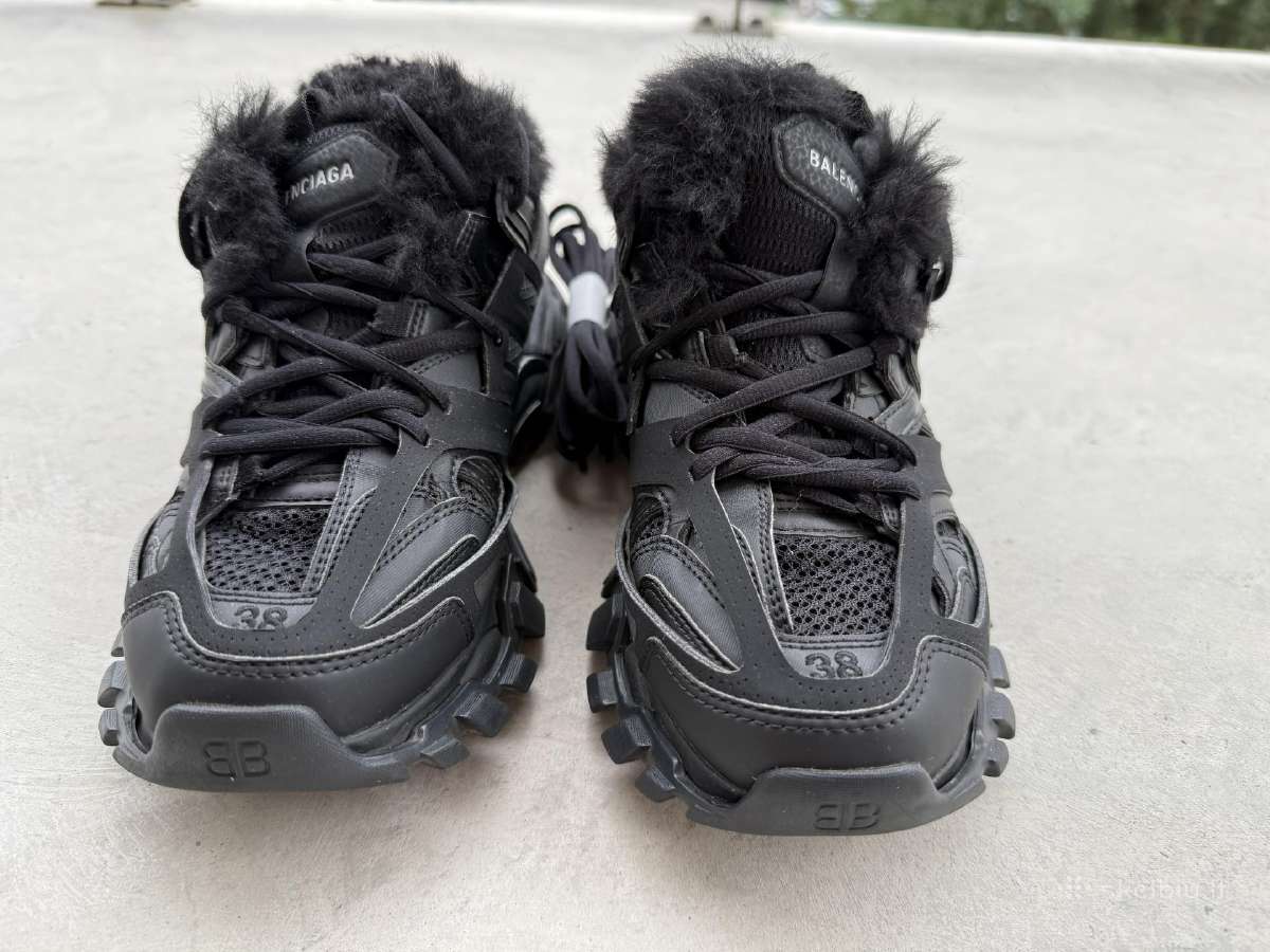 Balenciaga Track Faux Fur Black nauji - nuotraukos Nr. 7