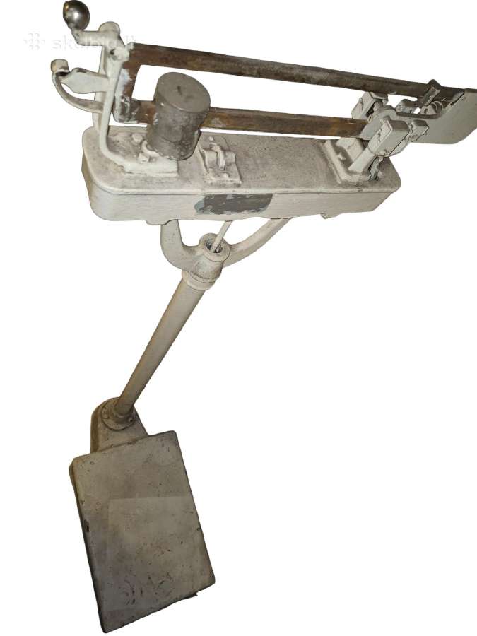 1951m. mechaninės medicininės svarstyklės - nuotraukos Nr. 4