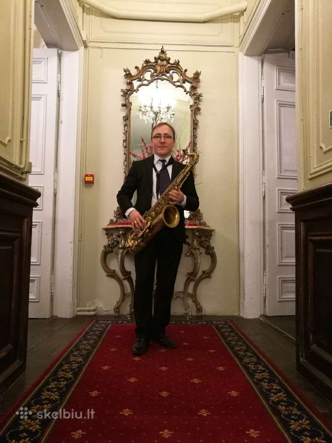 Saksofono muzika. Gėlių pristatymas su muzika. - nuotraukos Nr. 7