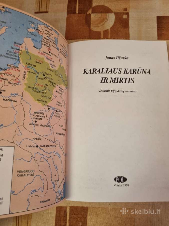 Karaliaus karūna ir mirtis - nuotraukos Nr. 2