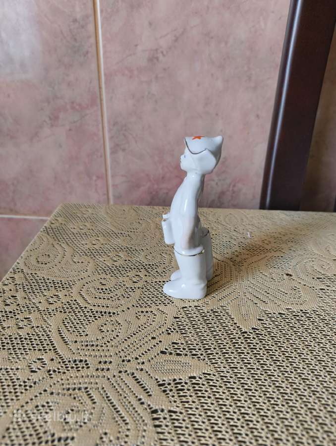 CcccCCCP Porceliano Statulele Į Kolekcija . Zr. Fo - nuotraukos Nr. 5
