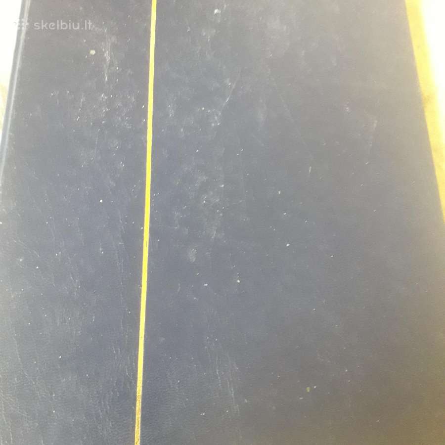 Parduodu albuma su pasto zenklais