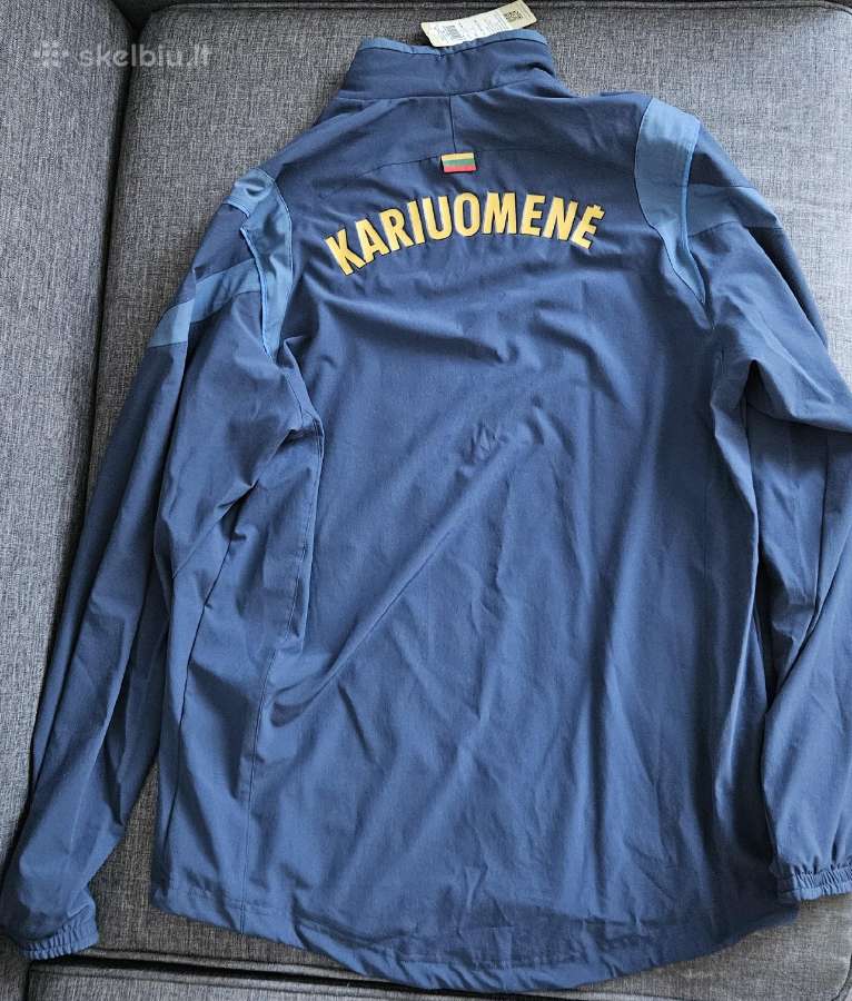 Lietuvos kariuomenės sportinis kostiumas