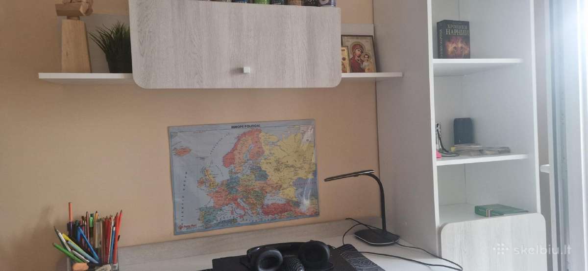 Baldų komplektas moksleiviui