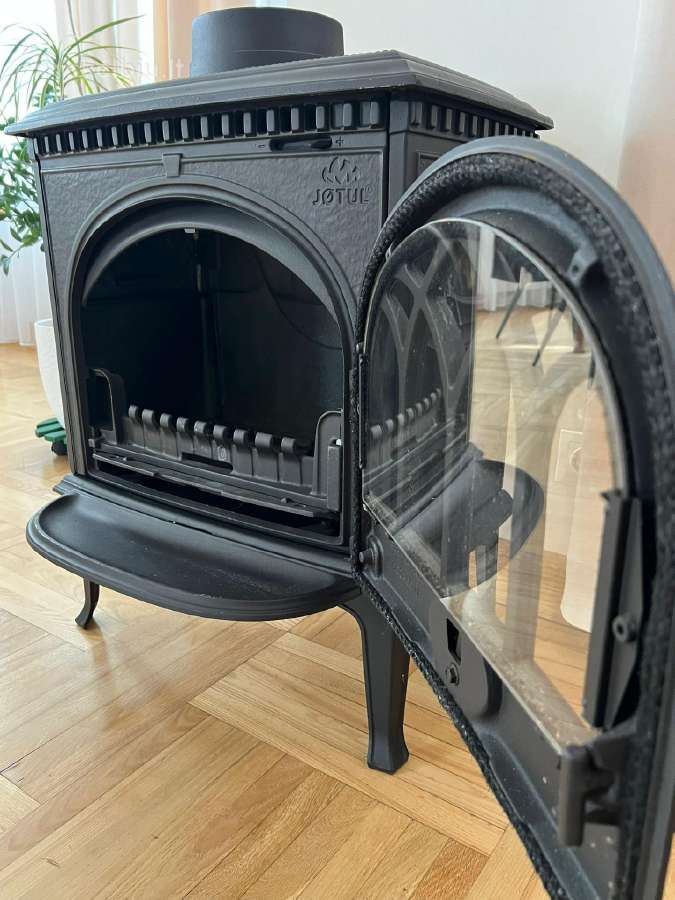 Jotul 3 zidinys krosnele - nuotraukos Nr. 4