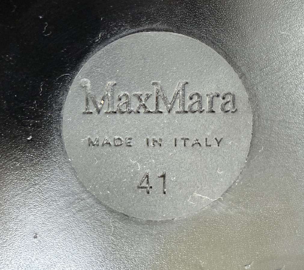 Ilgaauliai batai Max Mara