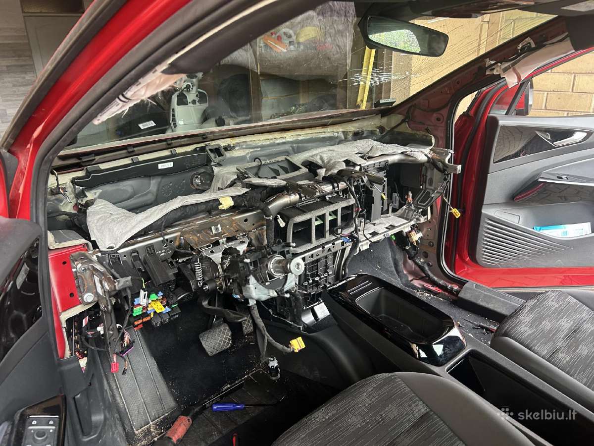 Auto panelių, pagalvių, saugos diržų restauravimas - nuotraukos Nr. 7