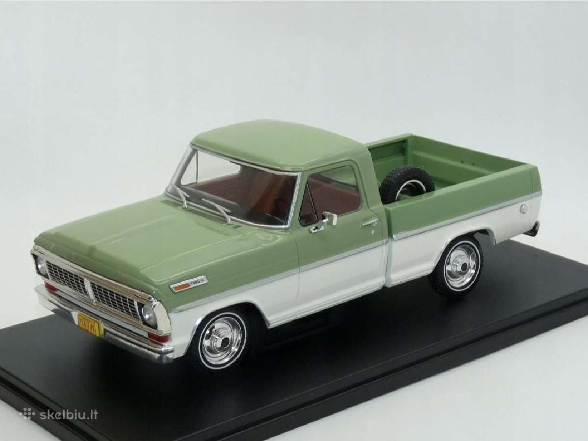 Ford F-100