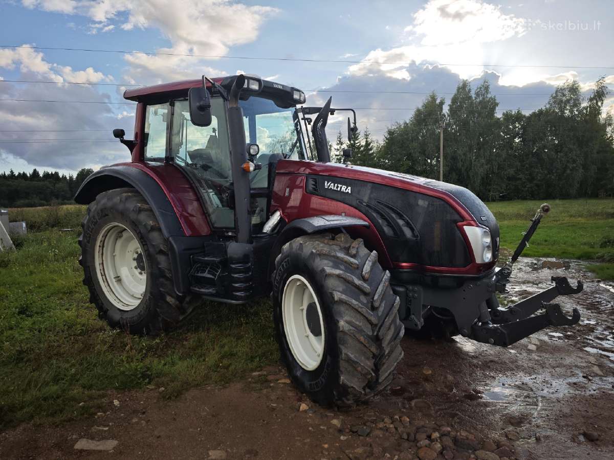 Valtra T213 Versu