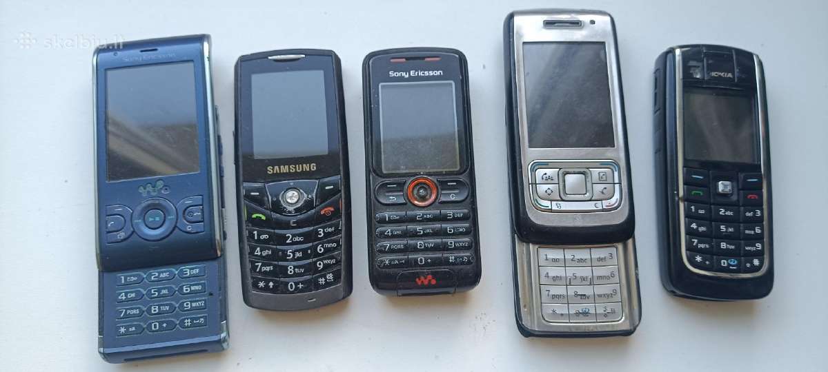 Seni telefonai - nuotraukos Nr. 2