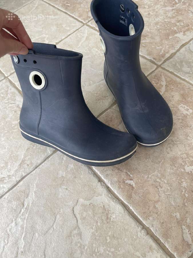 Crocs botai