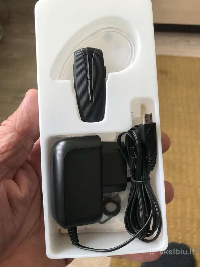 Samsung laisvu ranku ausine