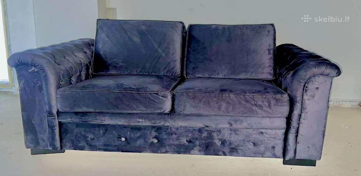 Parduodama klasikinė dvivietė sofa