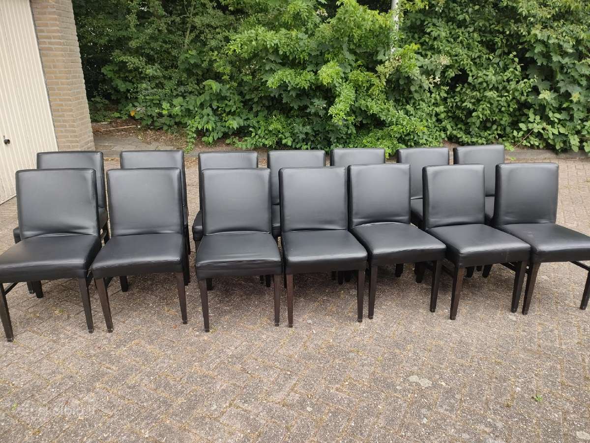10 vnt kėdžių, kėdė, kėdės.