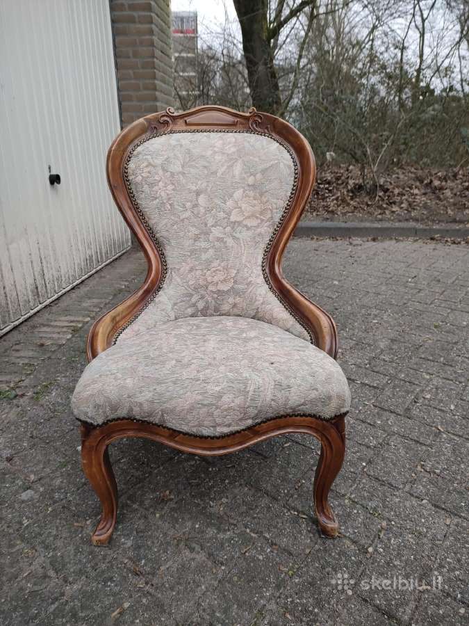 Žemas kreslas, kede.