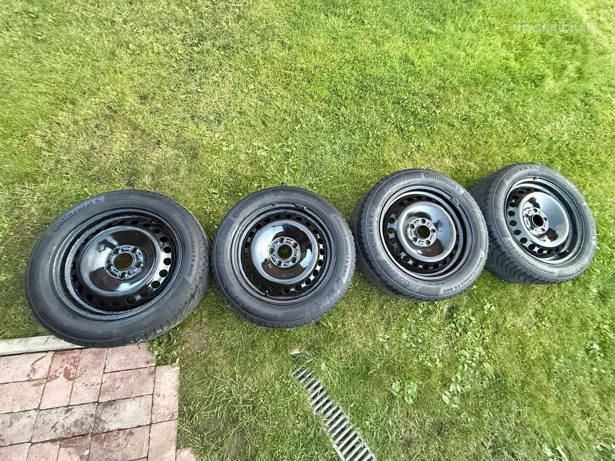 Volvo Plieniniai R16 ratlankiai su padangomis