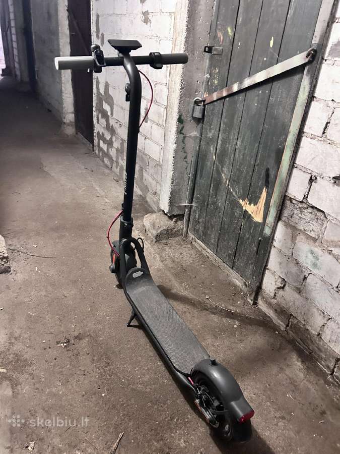 Navee V40 elektrinis paspirtukas