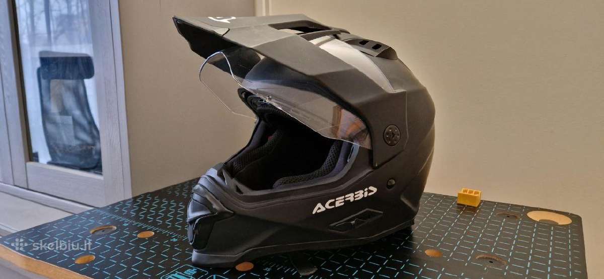 Enduro/kross Šalmas Acerbis