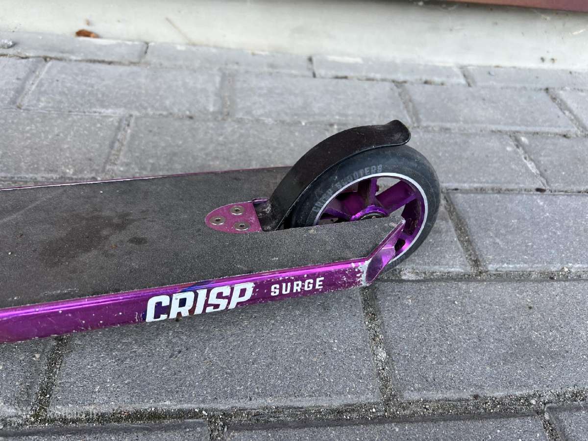Crisp Surge triukinis paspirtukas - nuotraukos Nr. 2