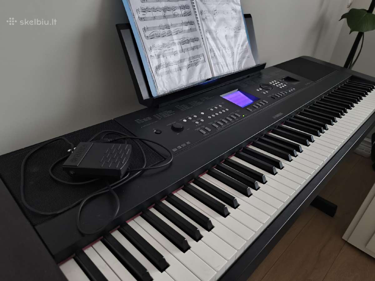 Yamaha pianinas