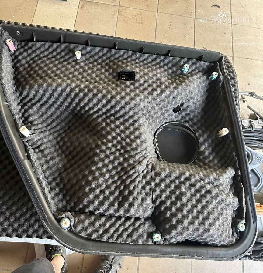 Garso ir vibro izoliacija automobiliams - nuotraukos Nr. 20