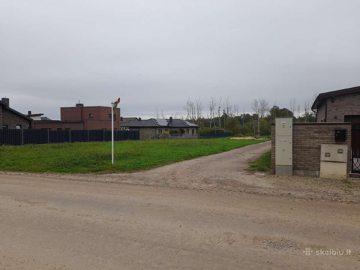 Parduodamas 14 A Namų Valdos Žemės Sklypas