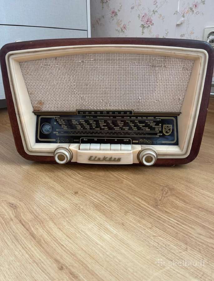 Nordmende Elektra 57, 1957 m., veikiantis lempinis