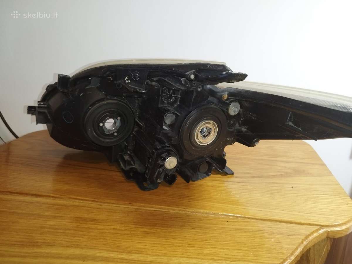 Toyota Prius 30 2009“ priekinių žibintų komplektas - nuotraukos Nr. 4