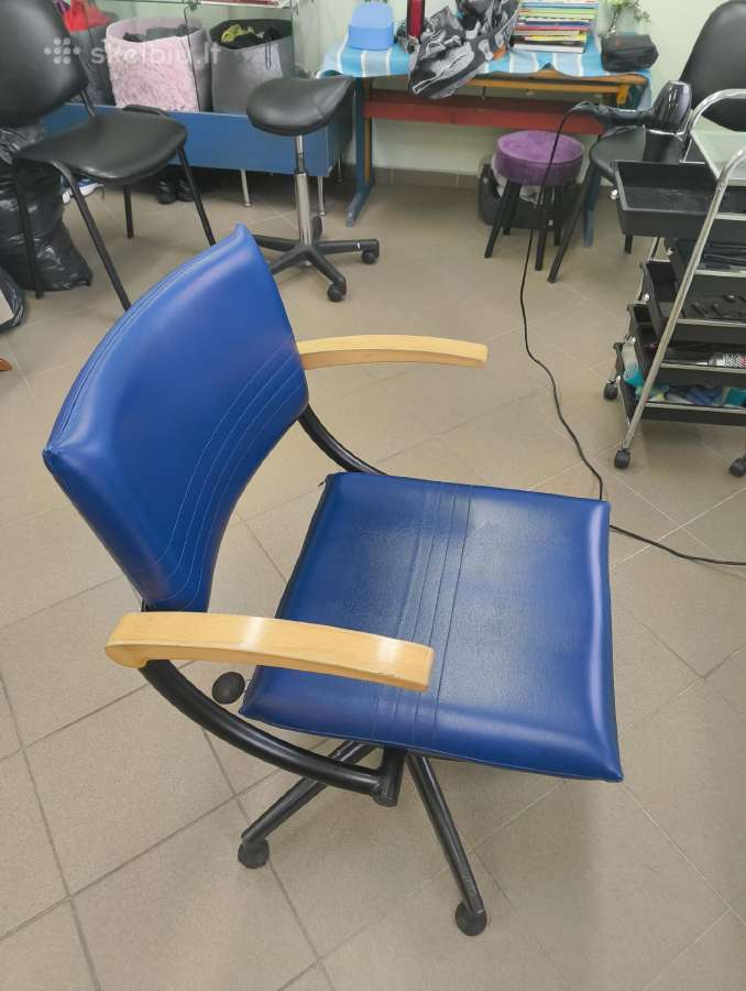 Parduodu kirpyklos kliento kede - nuotraukos Nr. 2