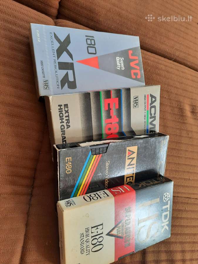 Vhs vaizdo kasetes vaizdajuostestes