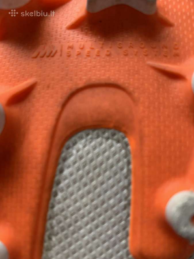 Nike futbolo batai - nuotraukos Nr. 2