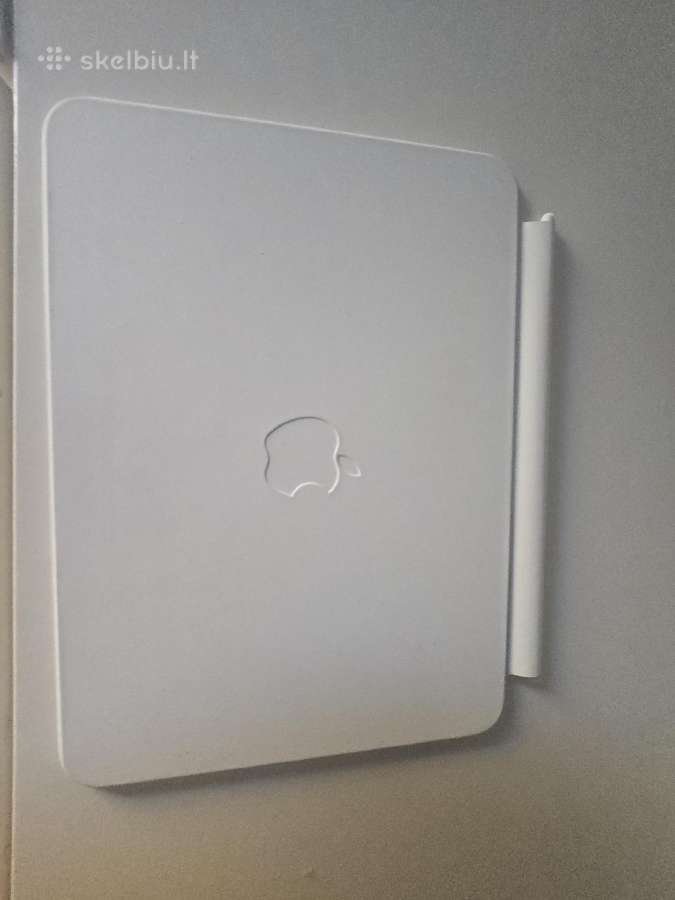 Apple Magic Keyboard Folio (iPad 10th generation)