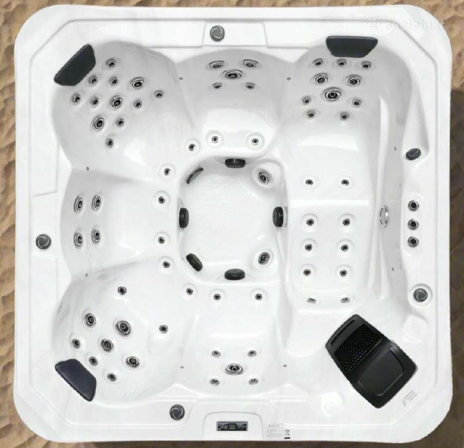 Lauko sukurine vonia/jacuzzi