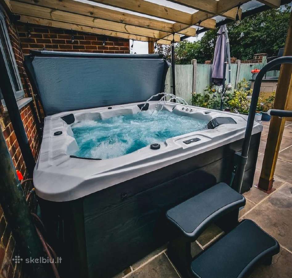 Lauko sukurine vonia/jacuzzi - nuotraukos Nr. 10