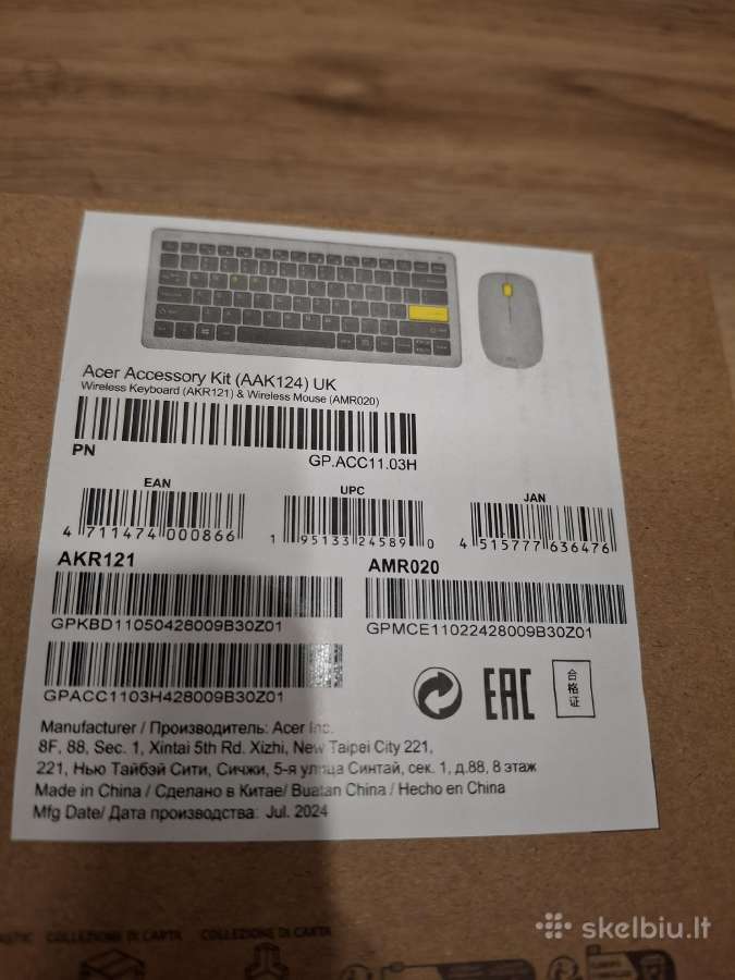 Apple Magic Keyboard / Razer Ornata V3 klaviatūra - nuotraukos Nr. 11