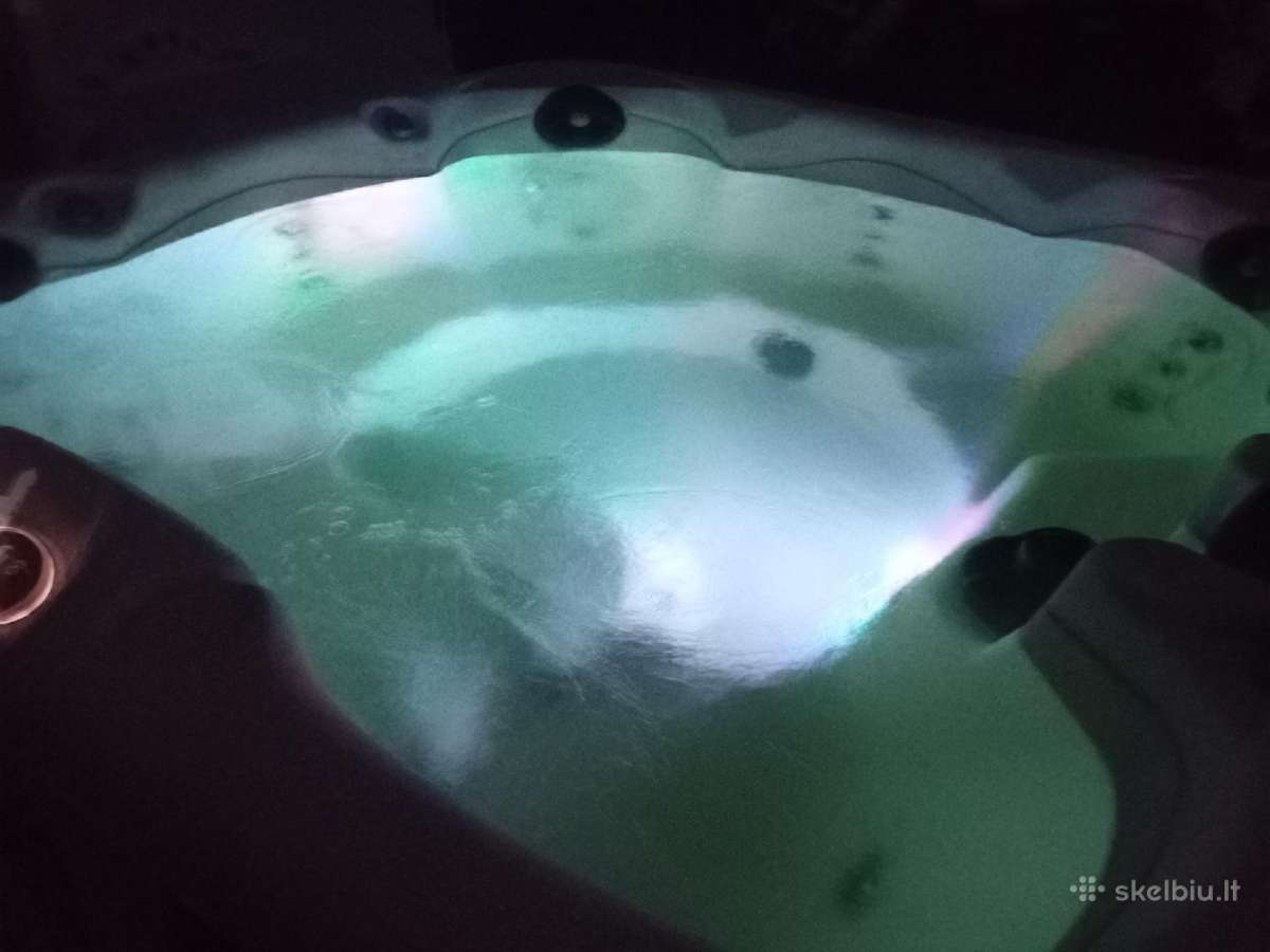 Lauko sukurine vonia/jacuzzi - nuotraukos Nr. 16